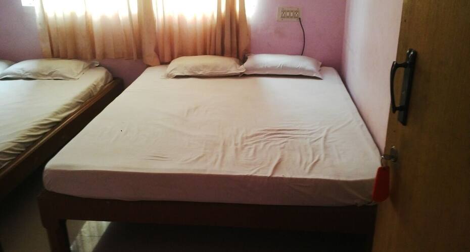 Sri Maruthi Boarding & Lodge, Nanjangudu 3